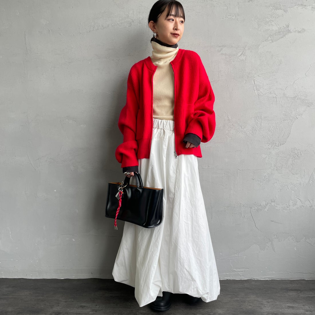Maison de L'allure [メゾン ドゥ ラリュール] ダブルジップニットブルゾン [M25131041] 46 RED &&モデル身長：150cm 着用サイズ：F&&