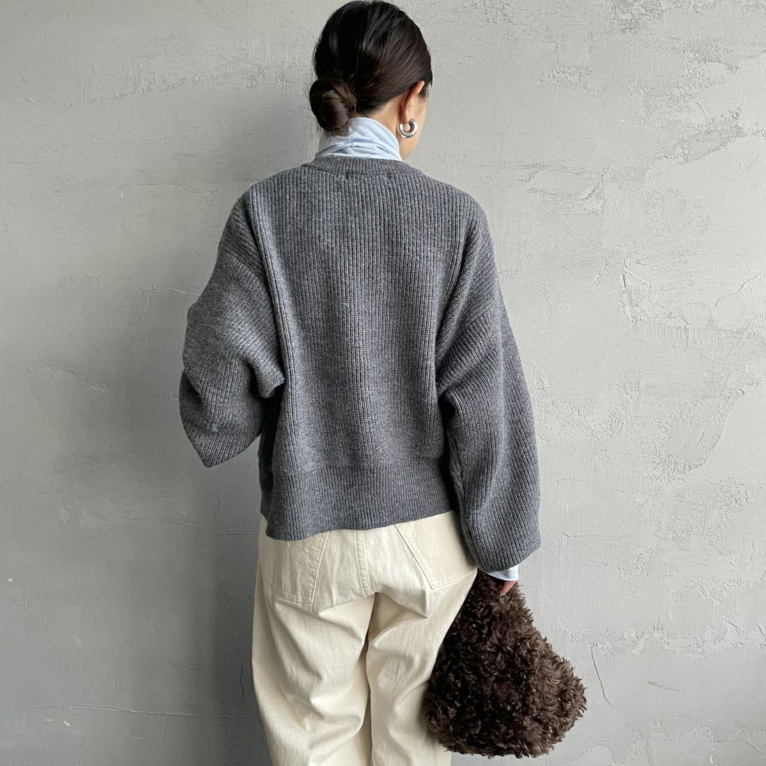 Maison de L'allure [メゾン ドゥ ラリュール] ダブルジップニットブルゾン [M25131041] 08 CHARCOA &&モデル身長：150cm 着用サイズ：F&&