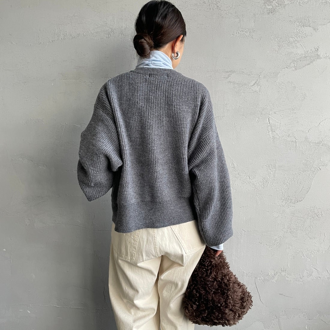 Maison de L'allure [メゾン ドゥ ラリュール] ダブルジップニットブルゾン [M25131041] 08 CHARCOA &&モデル身長：150cm 着用サイズ：F&&