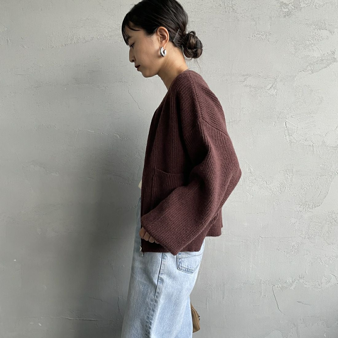 Maison de L'allure [メゾン ドゥ ラリュール] ダブルジップニットブルゾン [M25131041] 28 BROWN &&モデル身長：150cm 着用サイズ：F&&