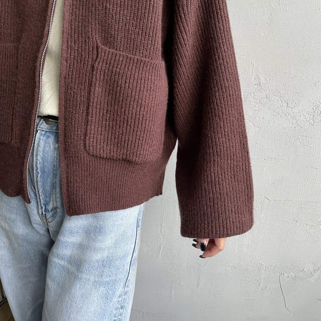 Maison de L'allure [メゾン ドゥ ラリュール] ダブルジップニットブルゾン [M25131041] 28 BROWN &&モデル身長：150cm 着用サイズ：F&&