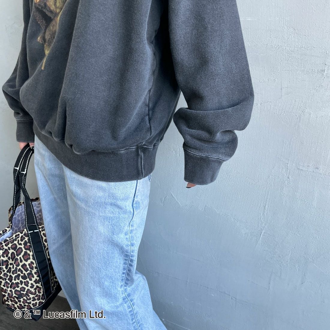 GOOD ROCK SPEED [グッドロックスピード] 別注 / STAR WARS / プリントスウェット [INTN-055-JF] CHARCOAL &&モデル身長：150cm 着用サイズ：M&&