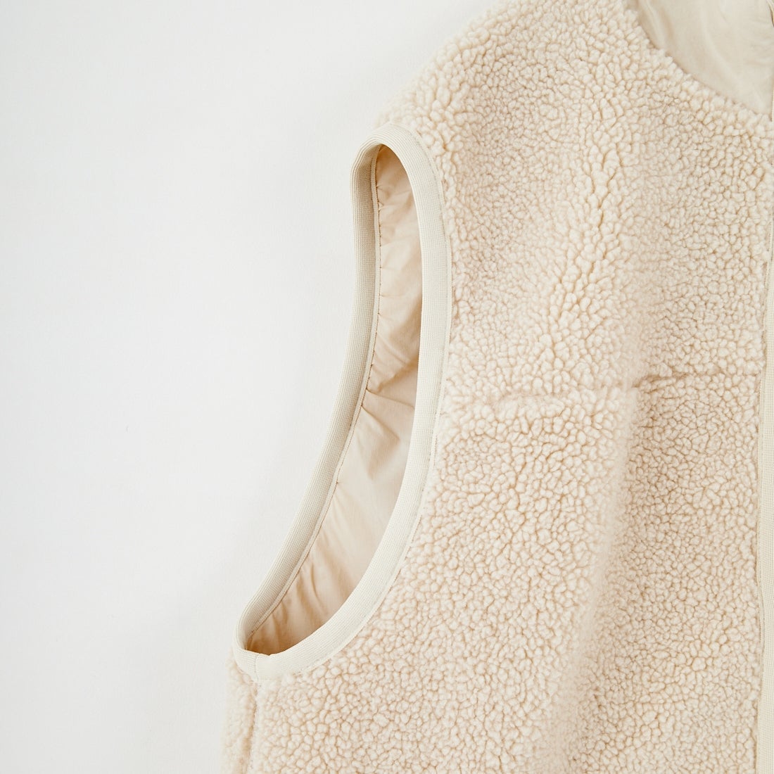 Gymphlex [ジムフレックス] コージーライトボア ショートベスト [GY-A0568BOL] OYSTER WHT