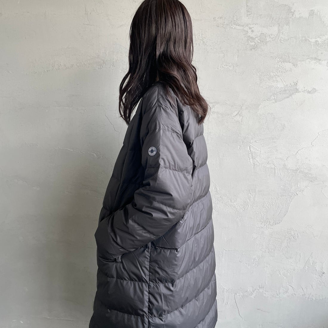 ORCIVAL [オーシバル] ラウンドネックロングコート [OR-A0602DPR] BLACK &&モデル身長：160cm 着用サイズ：2&&