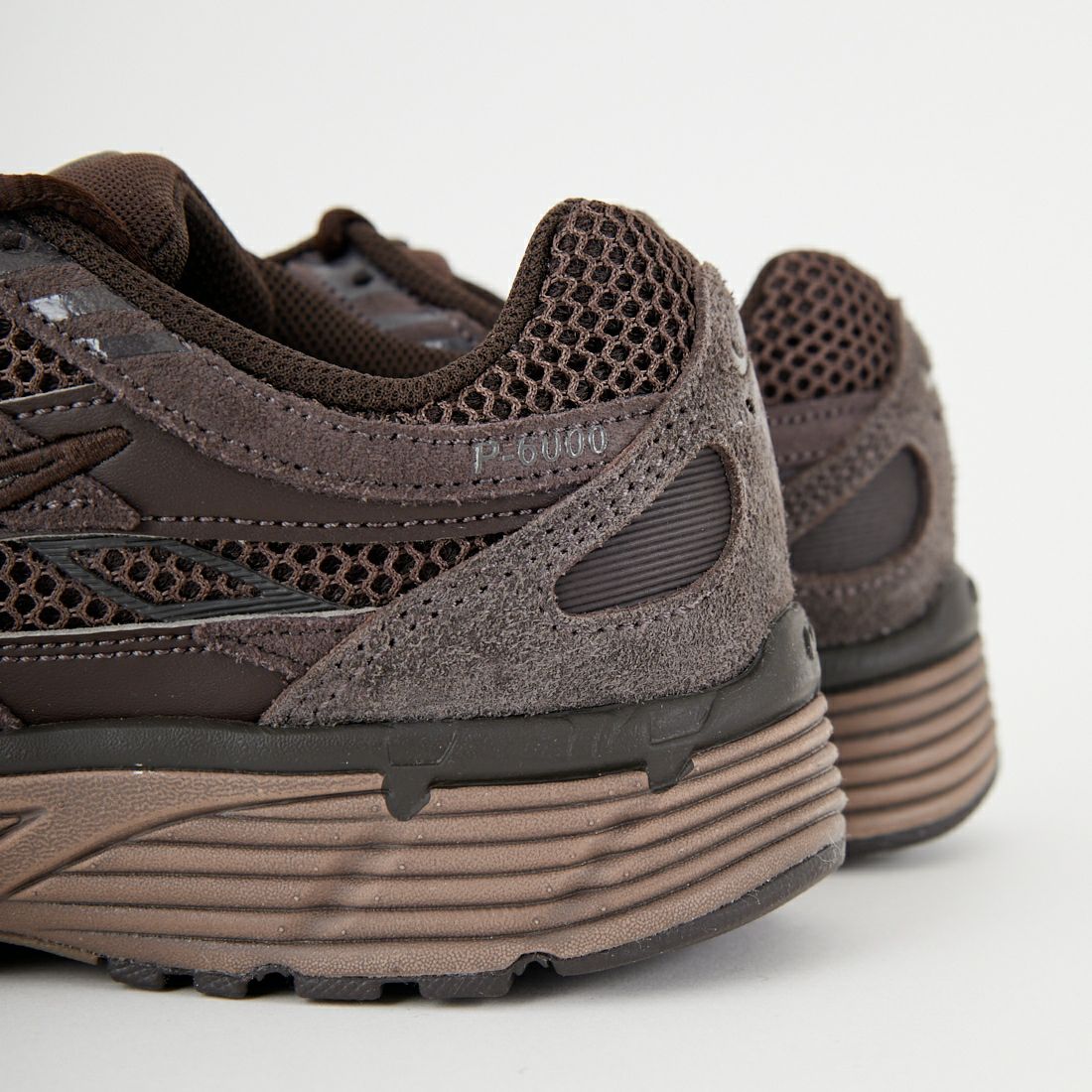 NIKE [ナイキ] P-6000 スエード [HF0015] 204 VELVET