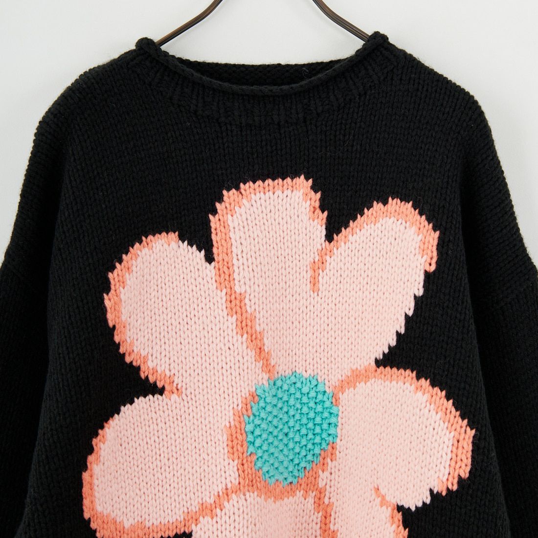 ChahChah [チャーチャー] フラワーwithラブ ハンドニット [CC-25FW-KN01] BLACK