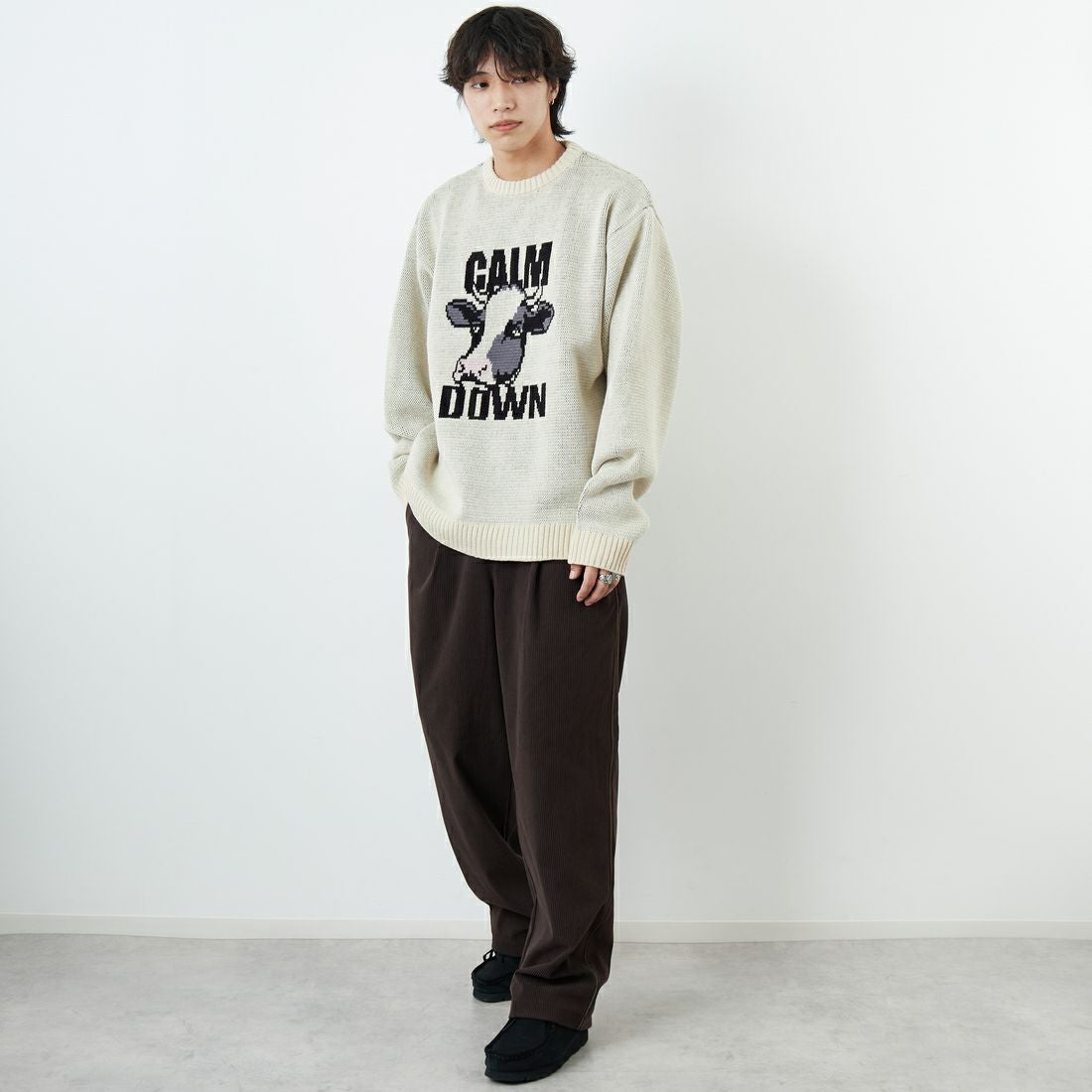 THE FOX [ザフォックス] 別注 アニマル柄クルーネックジャガードニット [JFL25AW-09-JF] NATURAL &&モデル身長：179cm 着用サイズ：L&&