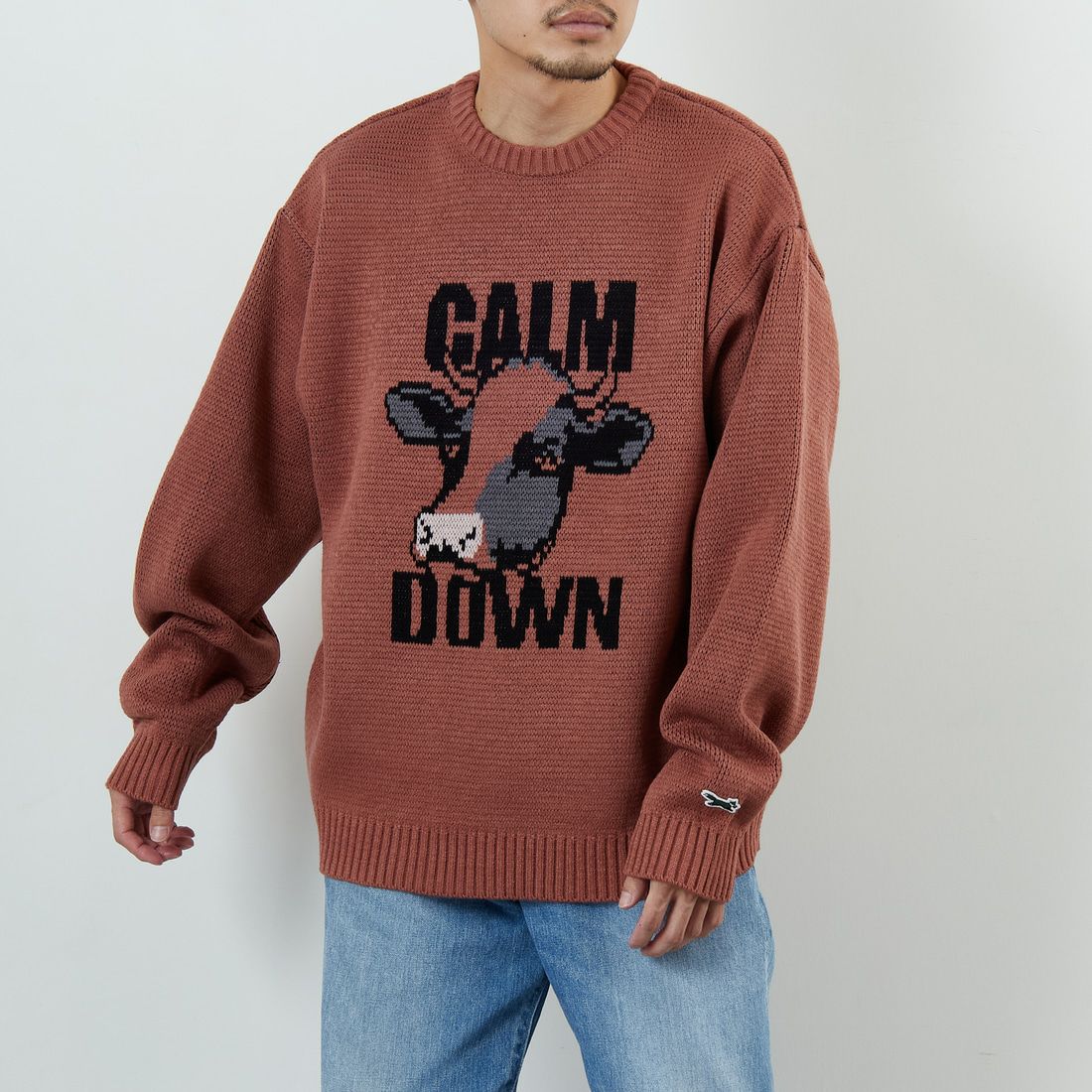 THE FOX [ザフォックス] 別注 アニマル柄クルーネックジャガードニット [JFL25AW-09-JF] PINK &&モデル身長：168cm 着用サイズ：M&&