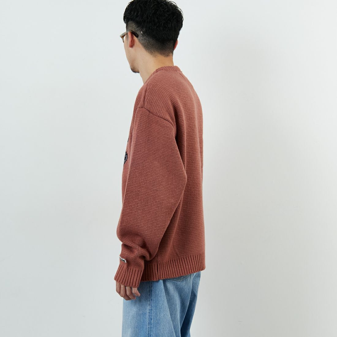 THE FOX [ザフォックス] 別注 アニマル柄クルーネックジャガードニット [JFL25AW-09-JF] PINK &&モデル身長：168cm 着用サイズ：M&&