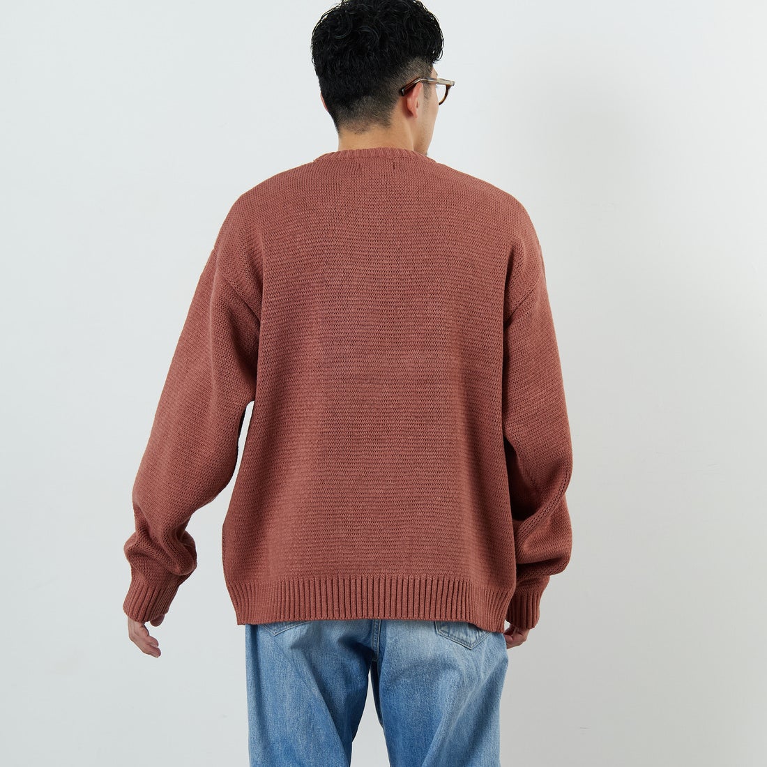 THE FOX [ザフォックス] 別注 アニマル柄クルーネックジャガードニット [JFL25AW-09-JF] PINK &&モデル身長：168cm 着用サイズ：M&&