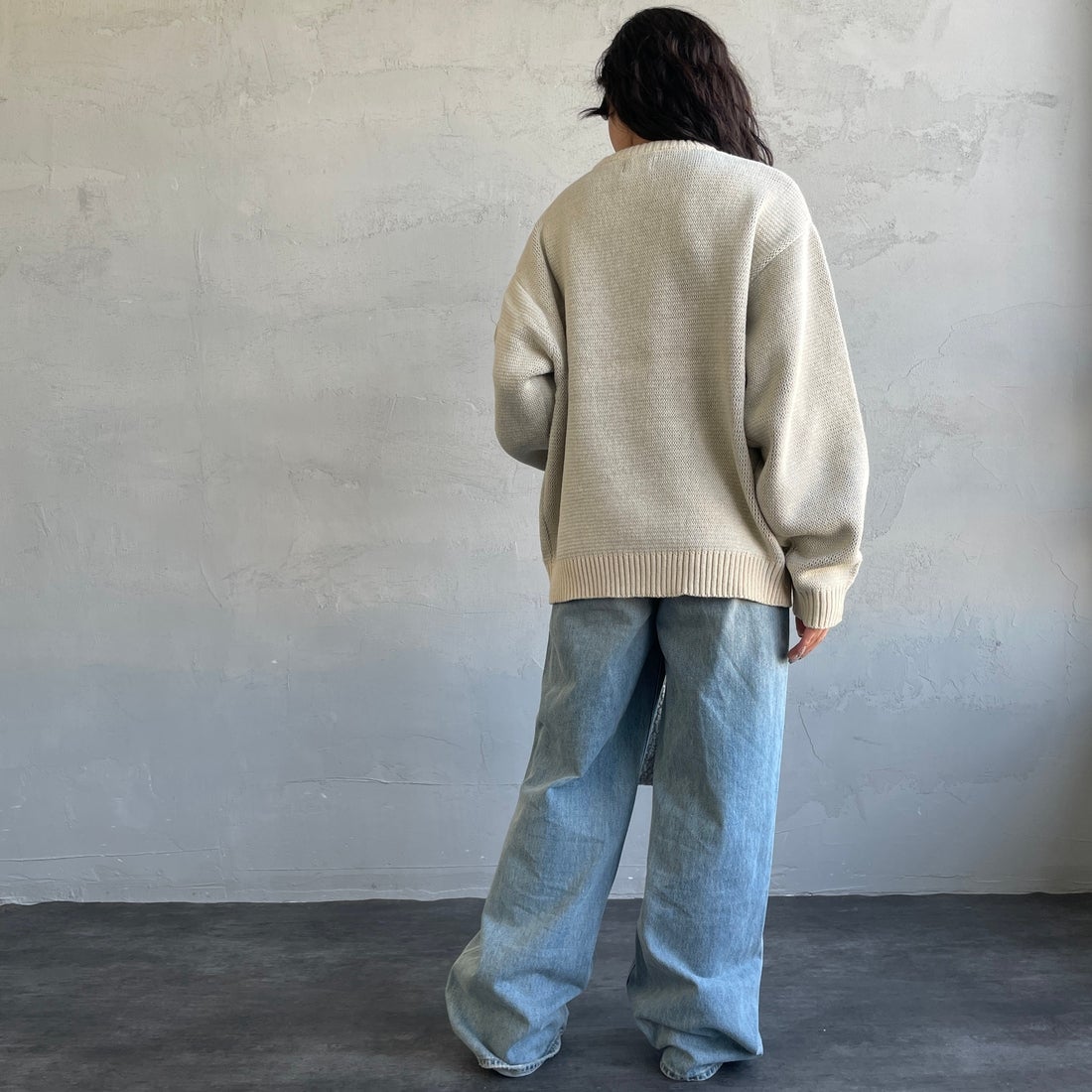 THE FOX [ザフォックス] 別注 アニマル柄クルーネックジャガードニット [JFL25AW-09-JF] NATURAL &&モデル身長：162cm 着用サイズ：S&&