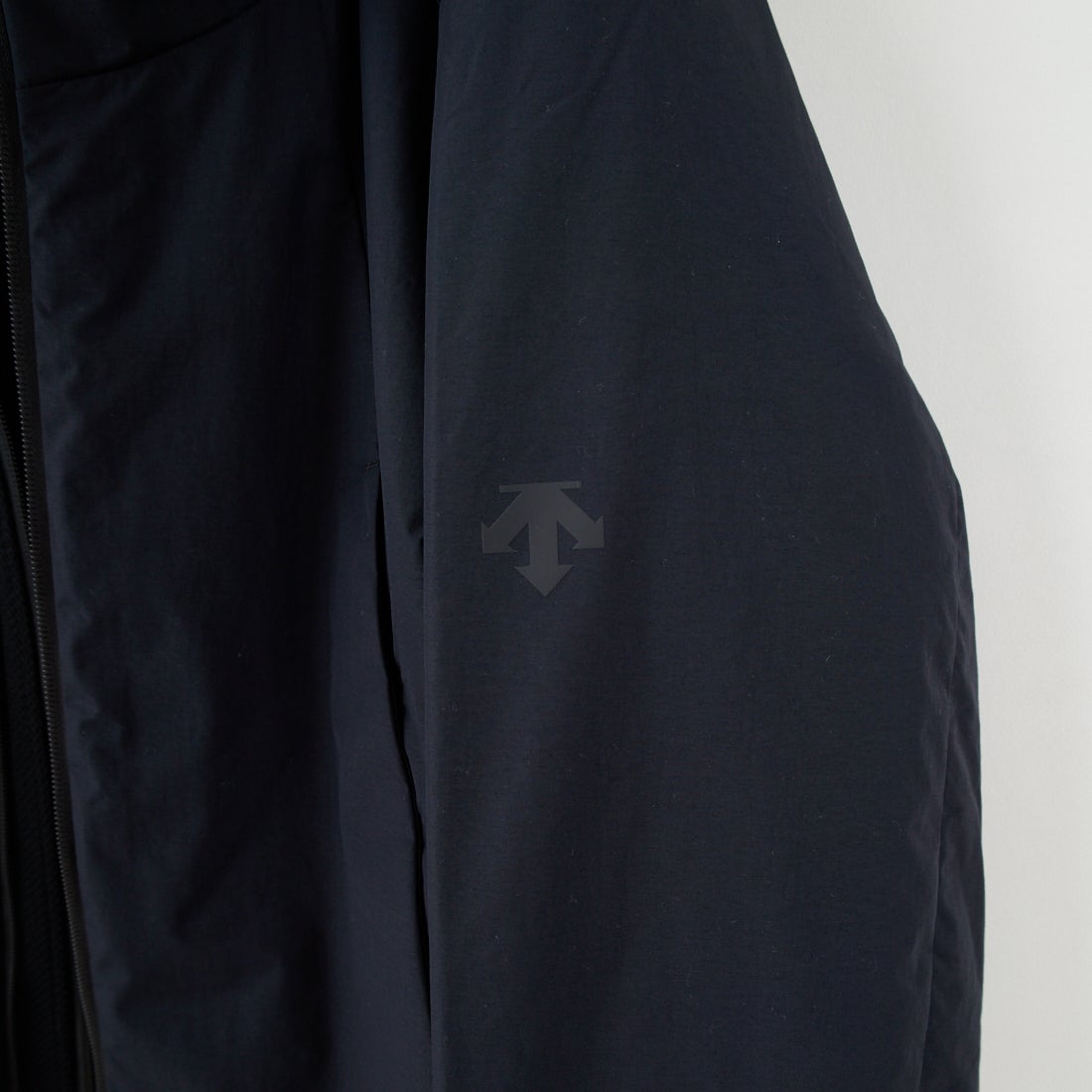 DESCENTE ALLTERRAIN [デサントオルテライン] インサレーテッドライトウェイトジャケット [DU5FWB14M] BK00