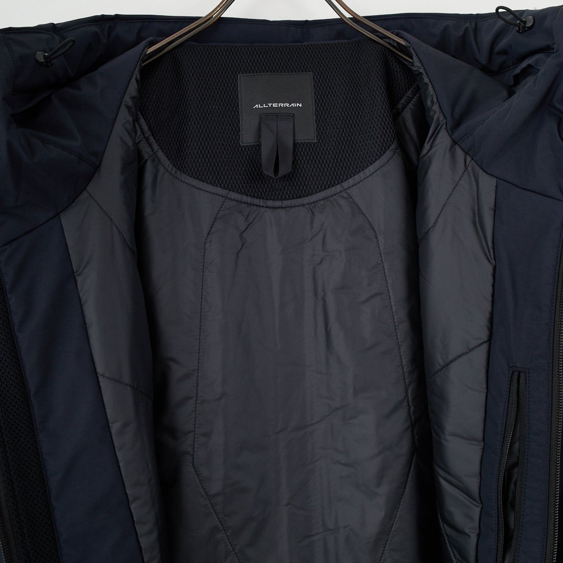 DESCENTE ALLTERRAIN [デサントオルテライン] インサレーテッドライトウェイトジャケット [DU5FWB14M] BK00