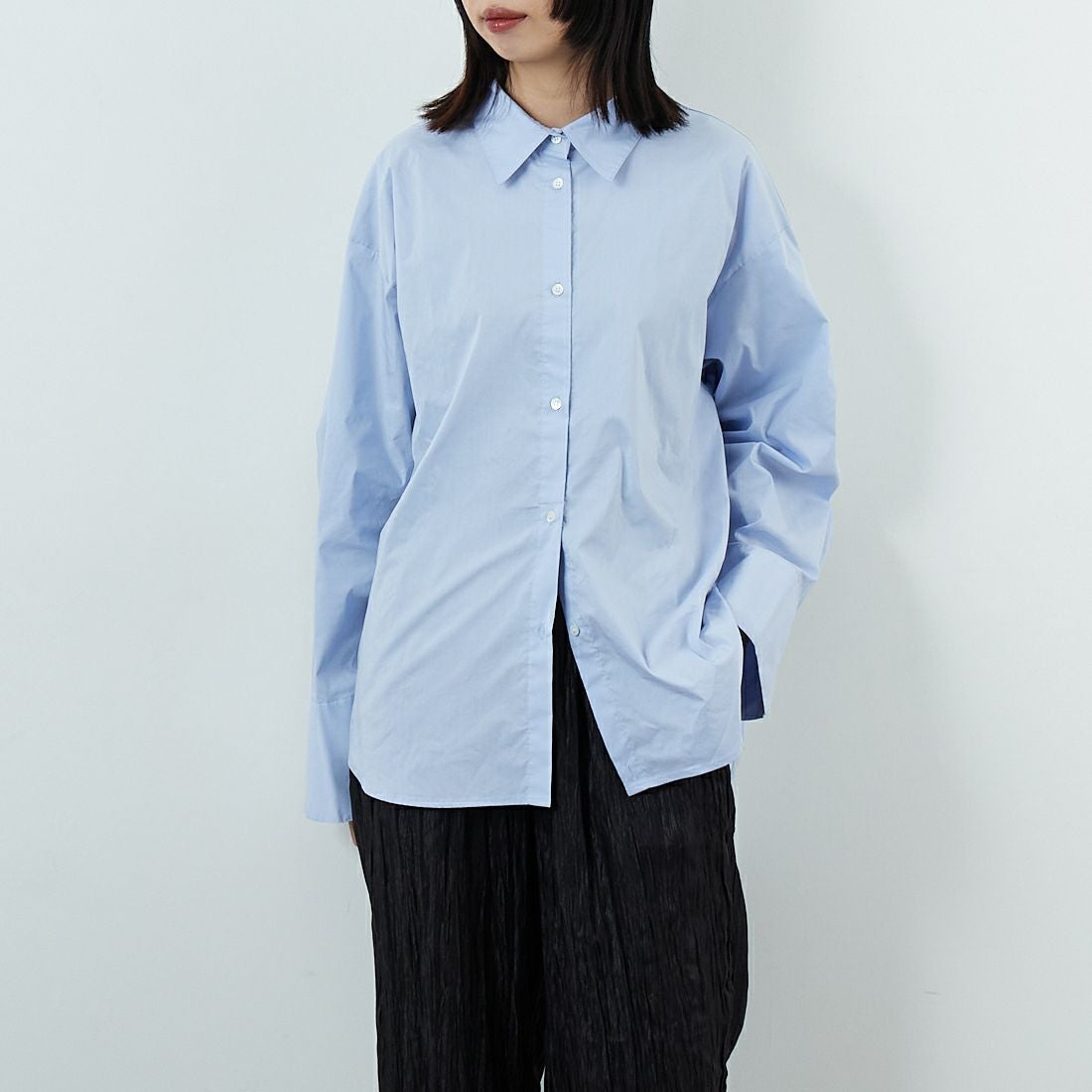 CHIGNON [シニヨン] 2WAYプリントシャツ [1555-219KK] SAX &&モデル身長：162cm 着用サイズ：F&&