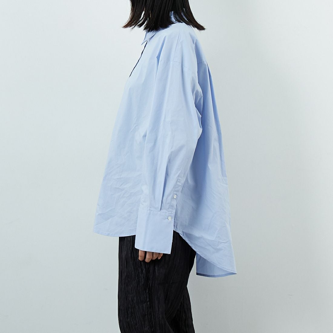 CHIGNON [シニヨン] 2WAYプリントシャツ [1555-219KK] SAX &&モデル身長：162cm 着用サイズ：F&&