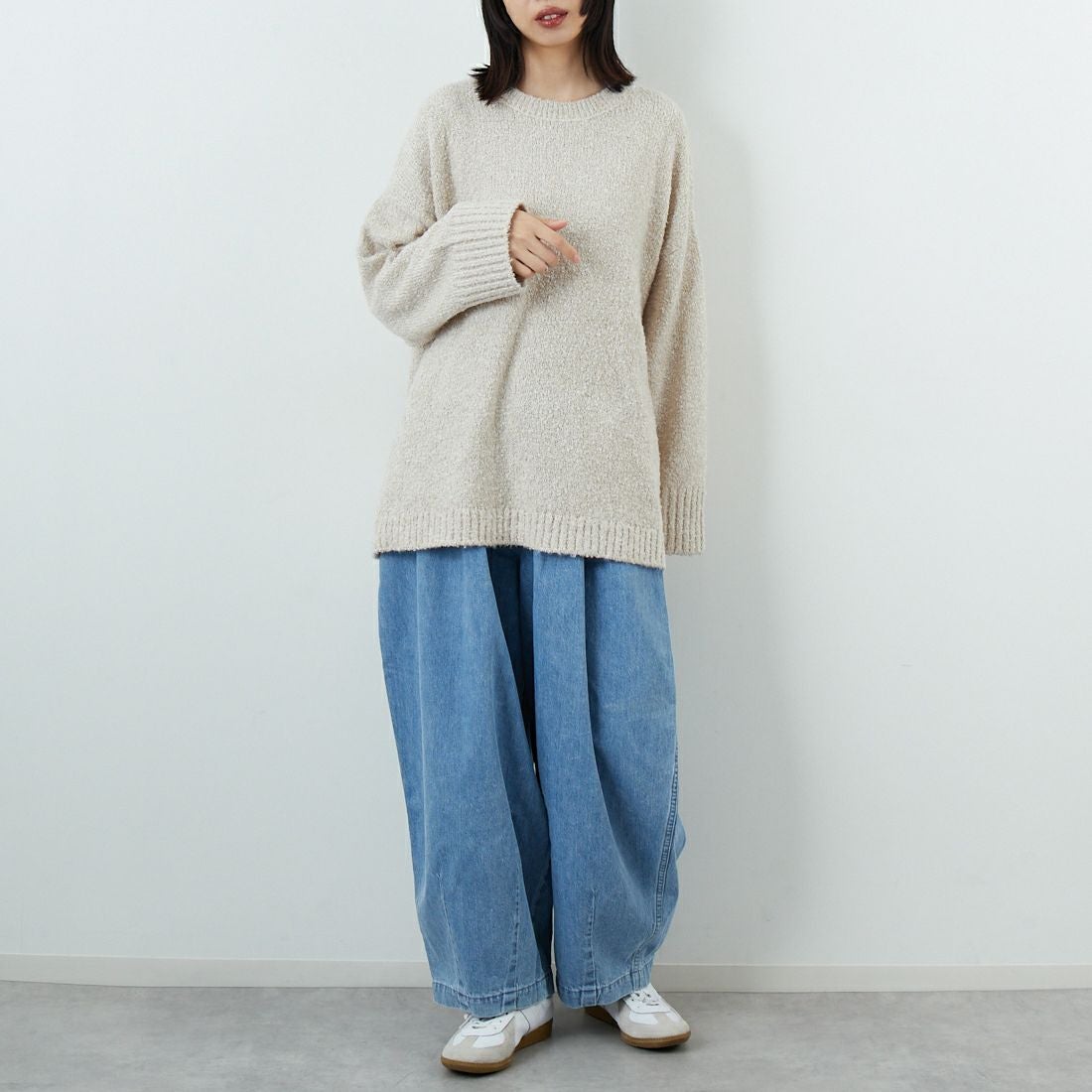 CHIGNON [シニヨン] ブークレビッグプルオーバー [9555-299JR] OATMEAL &&モデル身長：162cm 着用サイズ：F&&