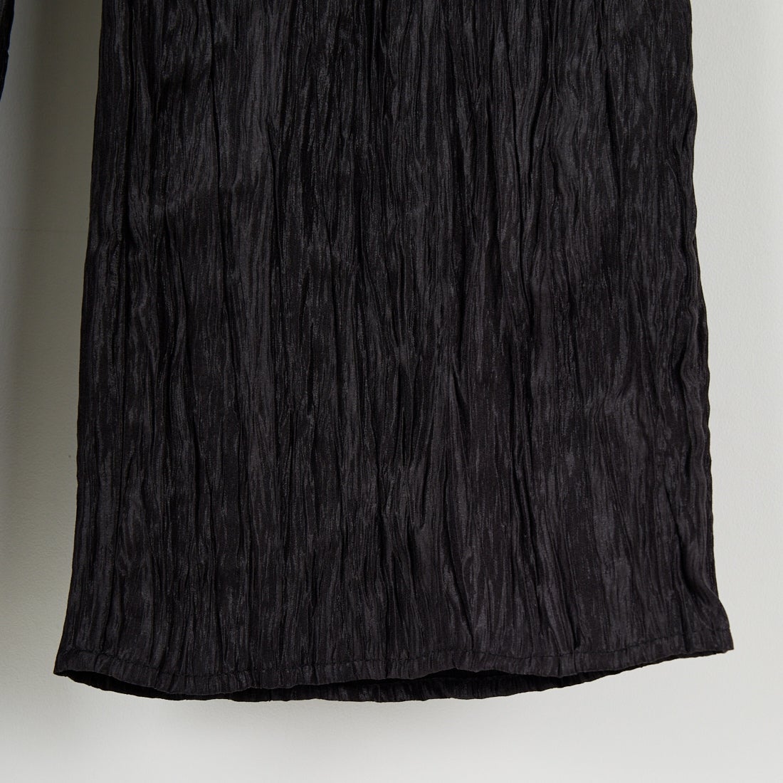 CHIGNON [シニヨン] シャイニーワッシャーパンツ [3655-264BZ] BLACK