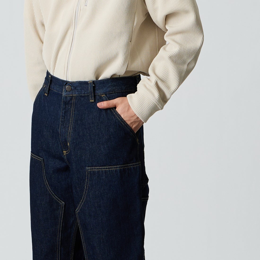 carhartt WIP [カーハートダブリューアイピー] デニムダブルニーパンツ [I032699] BLUE RINSE &&モデル身長：177cm 着用サイズ：30&&