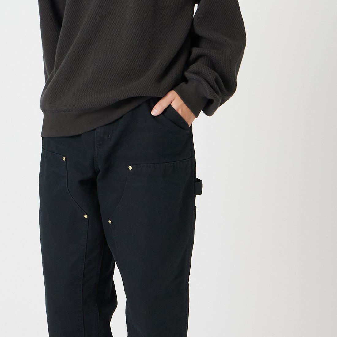 carhartt WIP [カーハートダブリューアイピー] ダブルニーパンツ [I034796] BLACK &&モデル身長：175cm 着用サイズ：30&&