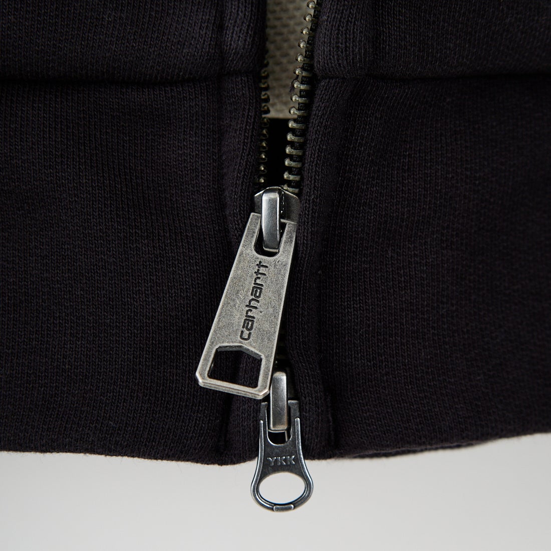 carhartt WIP [カーハートダブリューアイピー] アクティブスウェットジャケット [I035602] BLACK