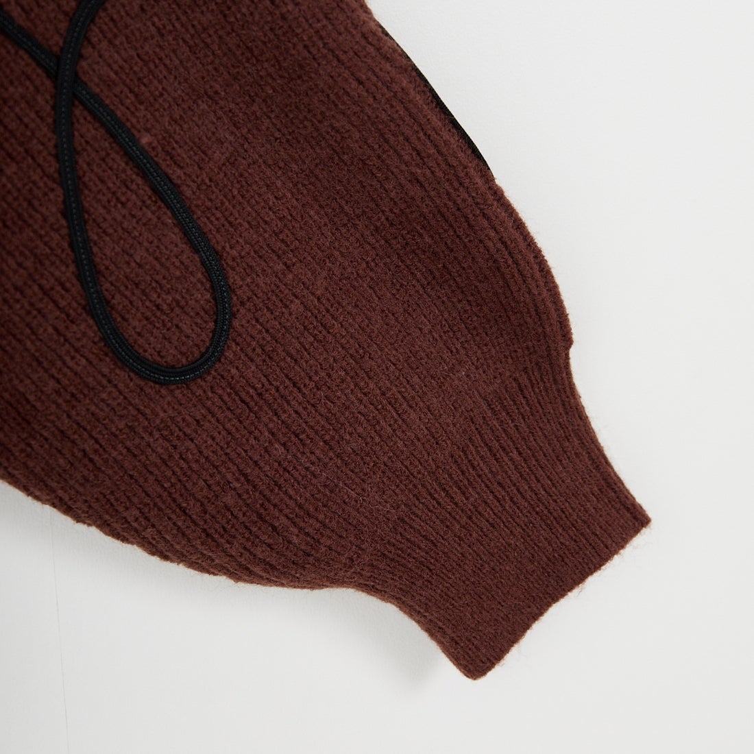 nenom [ネノム] コード刺繍 Vネックニットカーディガン [NE25131038] 28 BROWN