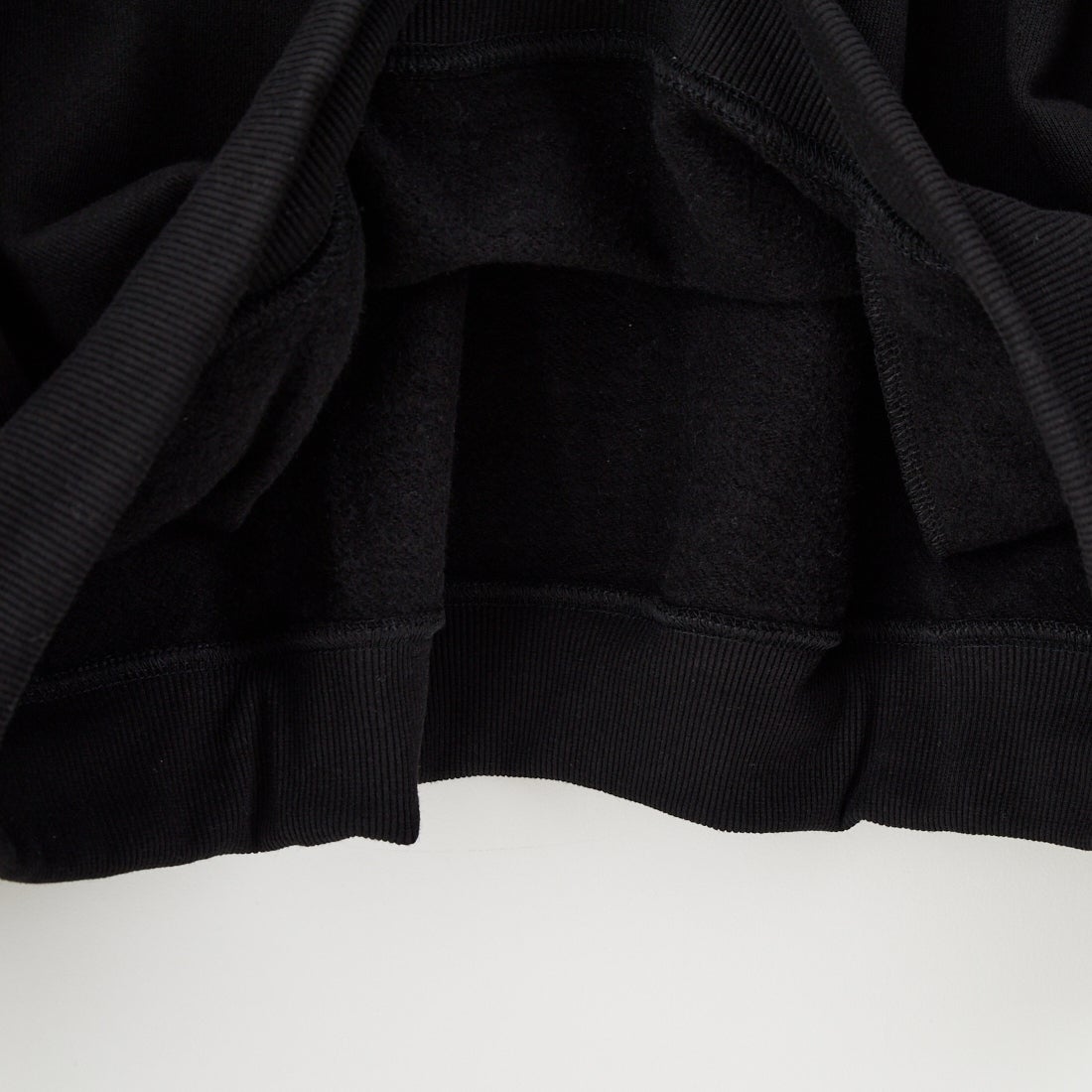 THOUSAND MILE [サウザンド マイル] 別注 バックプリント クルーネックスウェット [TM252UK50520-JF] 09 BLACK