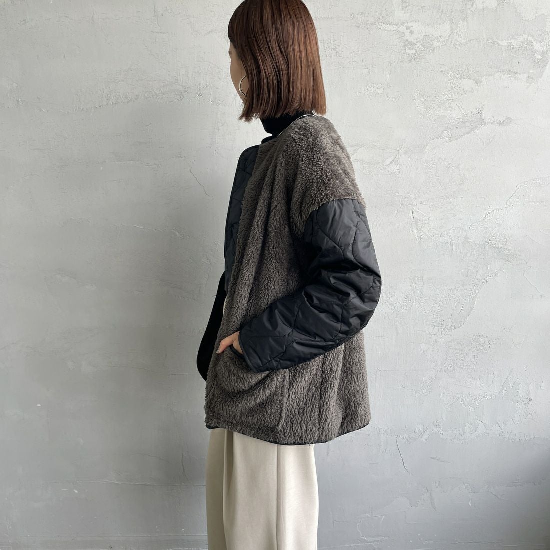 UNIVERSAL OVERALL [ユニバーサルオーバーオール] 別注 ボア切替 キルティングジャケット [U2532451IN-JF] BLACK &&モデル身長：159cm 着用サイズ：F&&