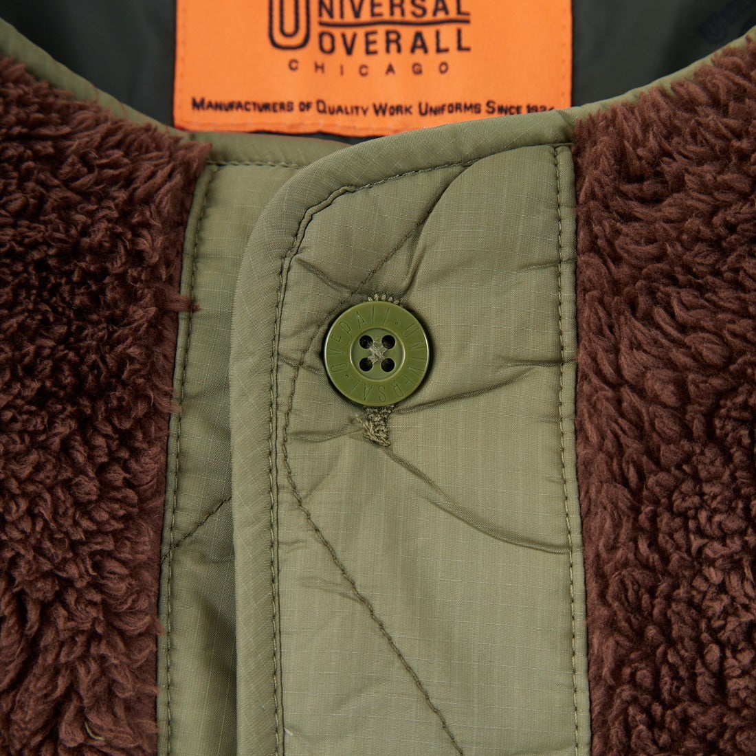 UNIVERSAL OVERALL [ユニバーサルオーバーオール] 別注 ボア切替 キルティングジャケット [U2532451IN-JF] KHAKI