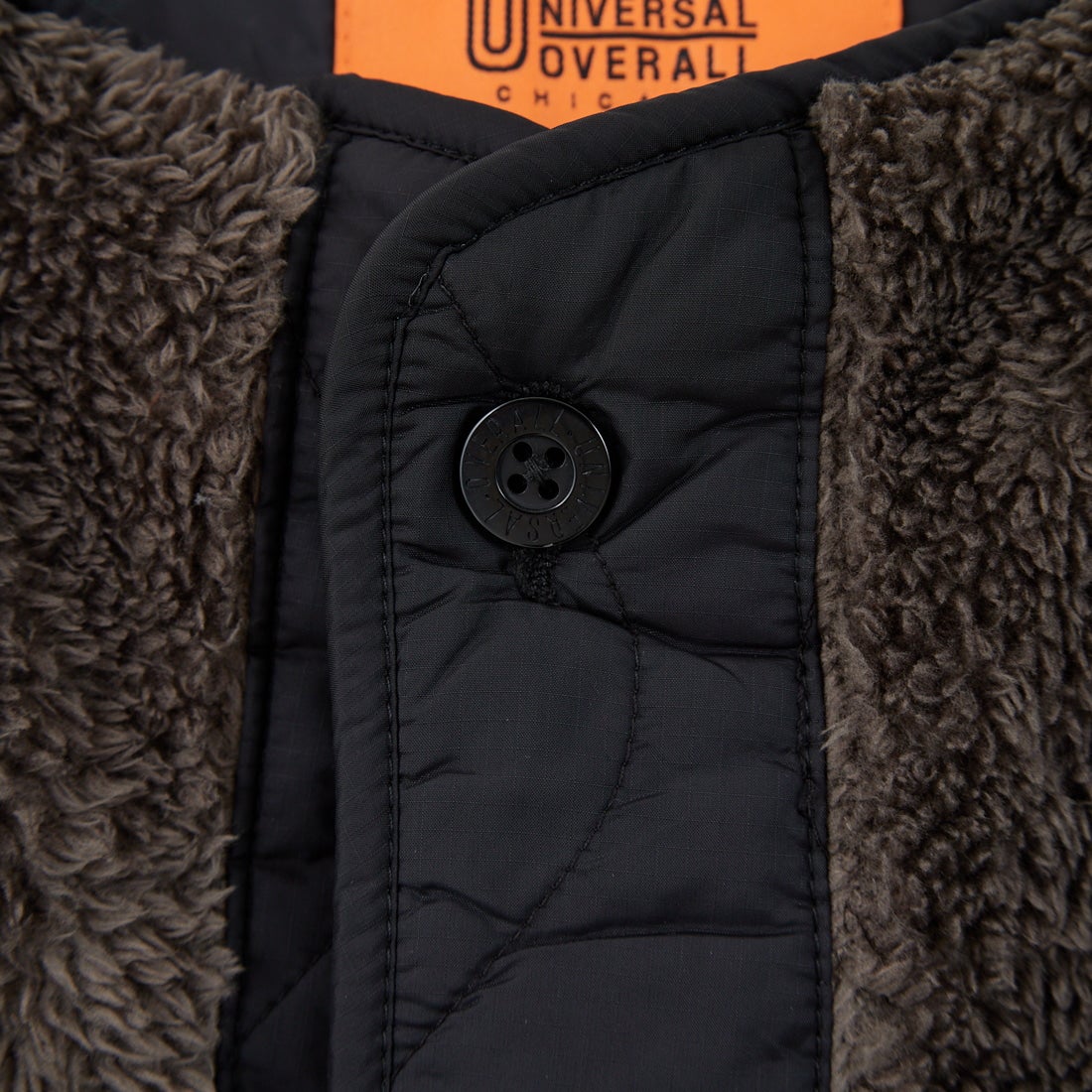 UNIVERSAL OVERALL [ユニバーサルオーバーオール] 別注 ボア切替 キルティングジャケット [U2532451IN-JF] BLACK