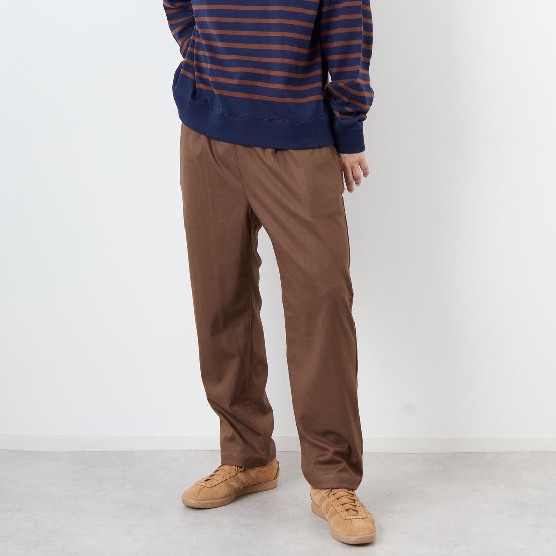 BROWN&&モデル身長：179cm 着用サイズ：M&&