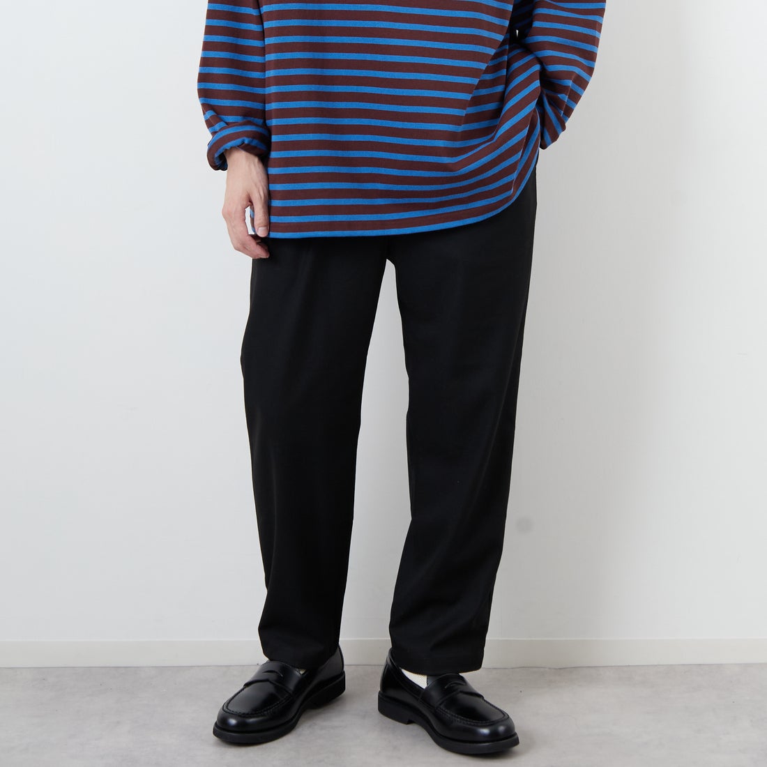 BLACK&&モデル身長：168cm 着用サイズ：S&&