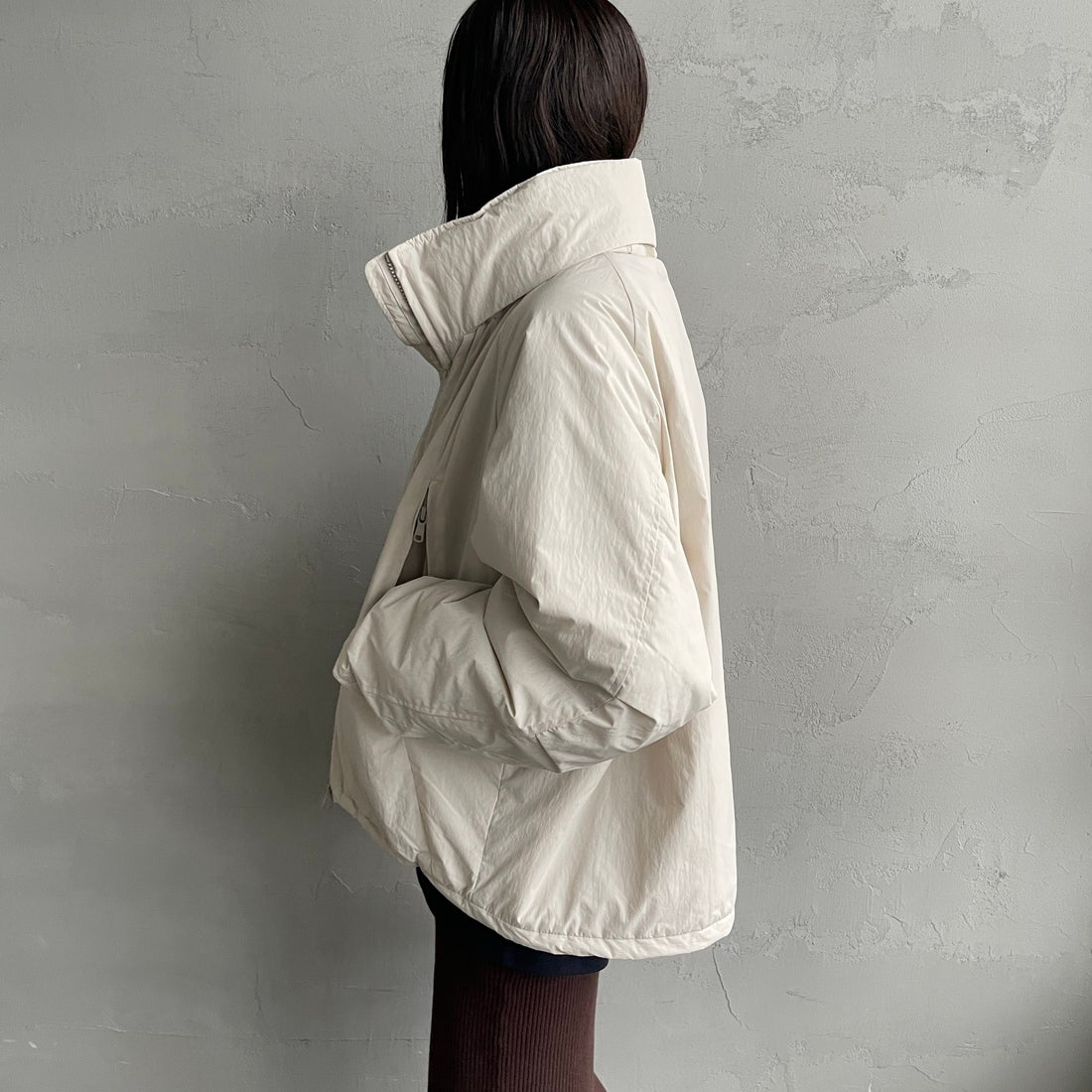 WILD THINGS [ワイルドシングス] ウィメンズ ハッピージャケット [WTL25102SK] CEMENT &&モデル身長：160cm 着用サイズ：M&&