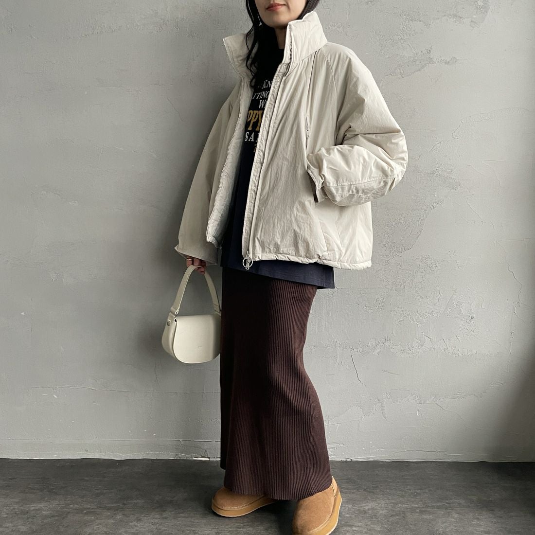 WILD THINGS [ワイルドシングス] ウィメンズ ハッピージャケット [WTL25102SK] CEMENT &&モデル身長：160cm 着用サイズ：M&&