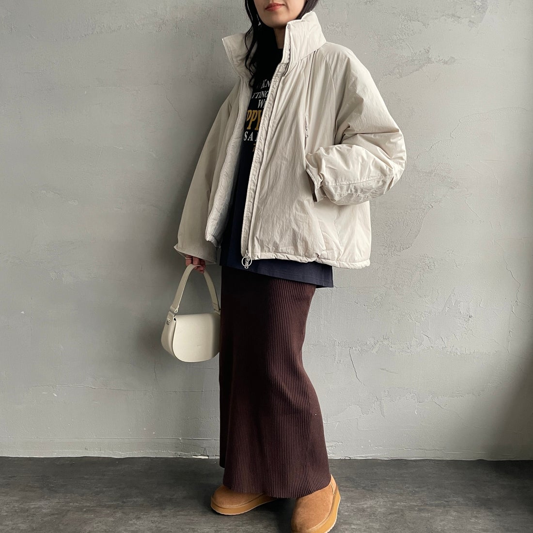 WILD THINGS [ワイルドシングス] ウィメンズ ハッピージャケット [WTL25102SK] CEMENT &&モデル身長：160cm 着用サイズ：M&&