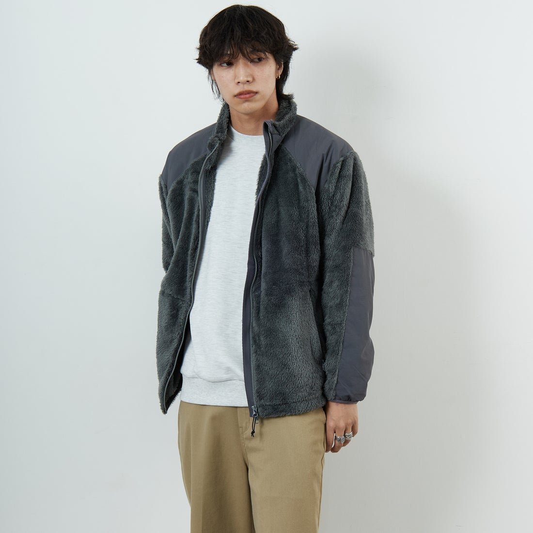 WILD THINGS [ワイルドシングス] LEVEL3 シャギージャケット [WT252-026] F.GREY &&モデル身長：179cm 着用サイズ：M&&