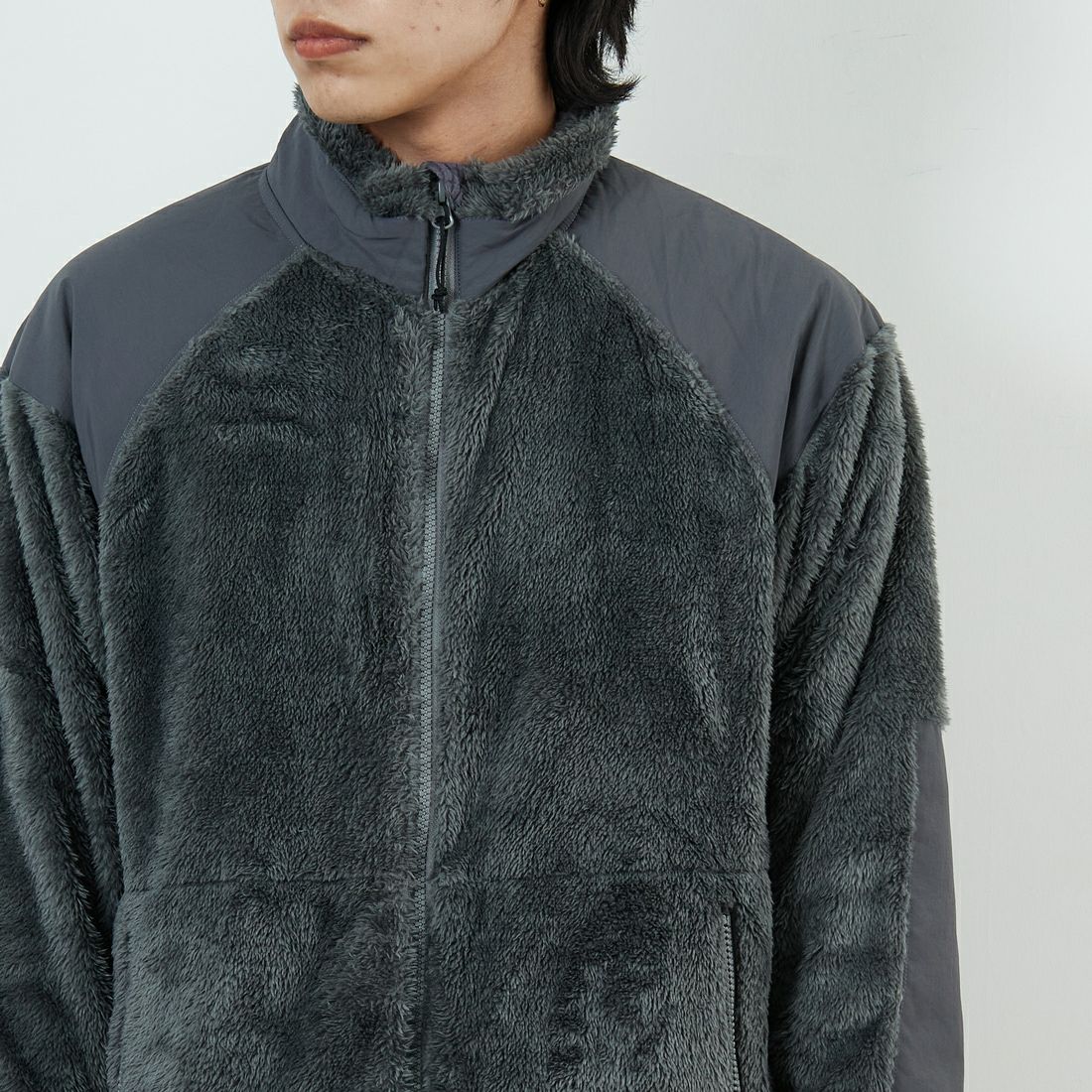 WILD THINGS [ワイルドシングス] LEVEL3 シャギージャケット [WT252-026] F.GREY &&モデル身長：179cm 着用サイズ：M&&