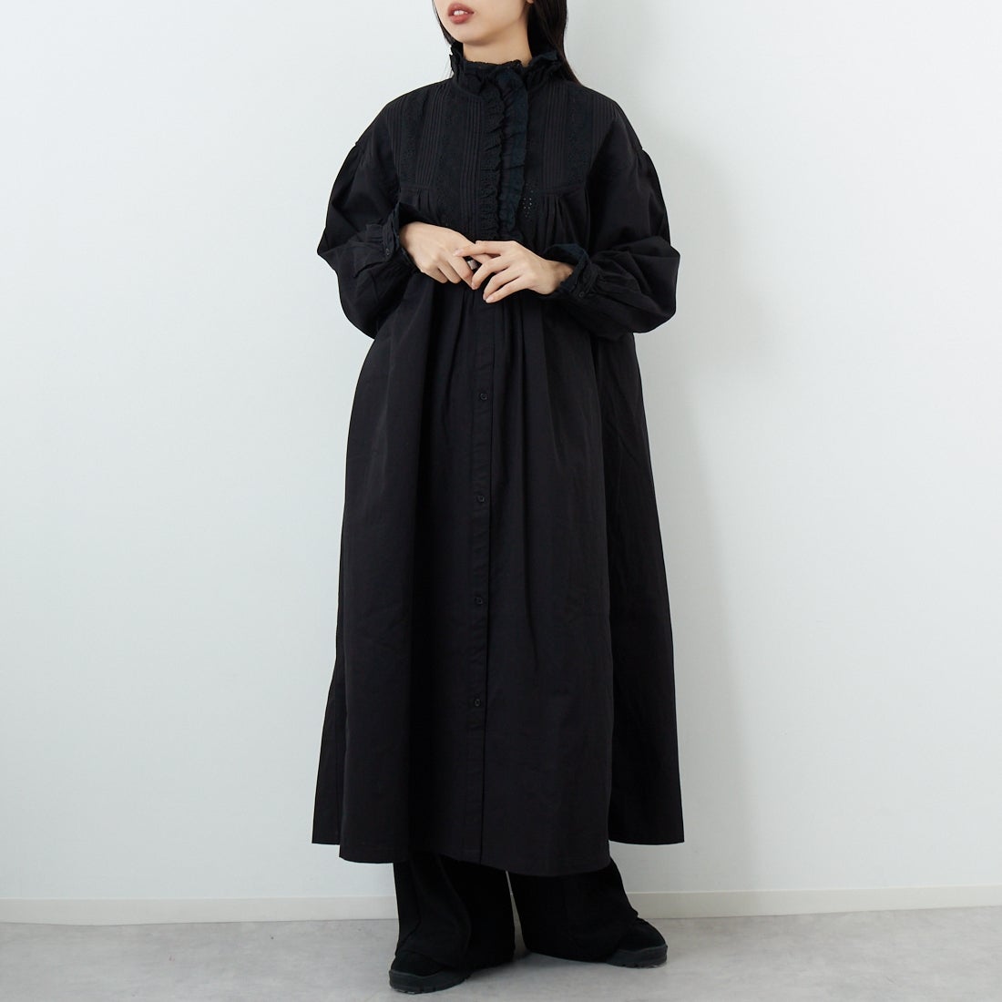 BLACK&&モデル身長：162cm 着用サイズ：F&&