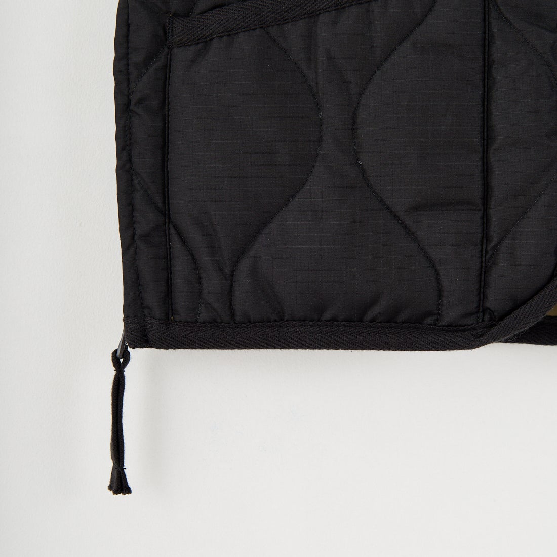 TAION [タイオン] キッズ ミリタリー Vネックジップダウンベスト [TAION-K001ZML-1] BLACK