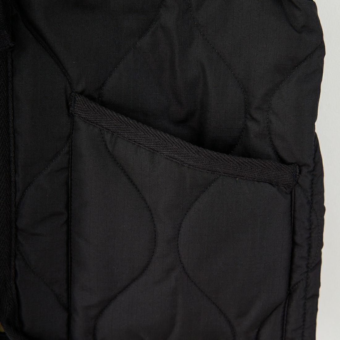 TAION [タイオン] キッズ ミリタリー Vネックジップダウンベスト [TAION-K001ZML-1] BLACK