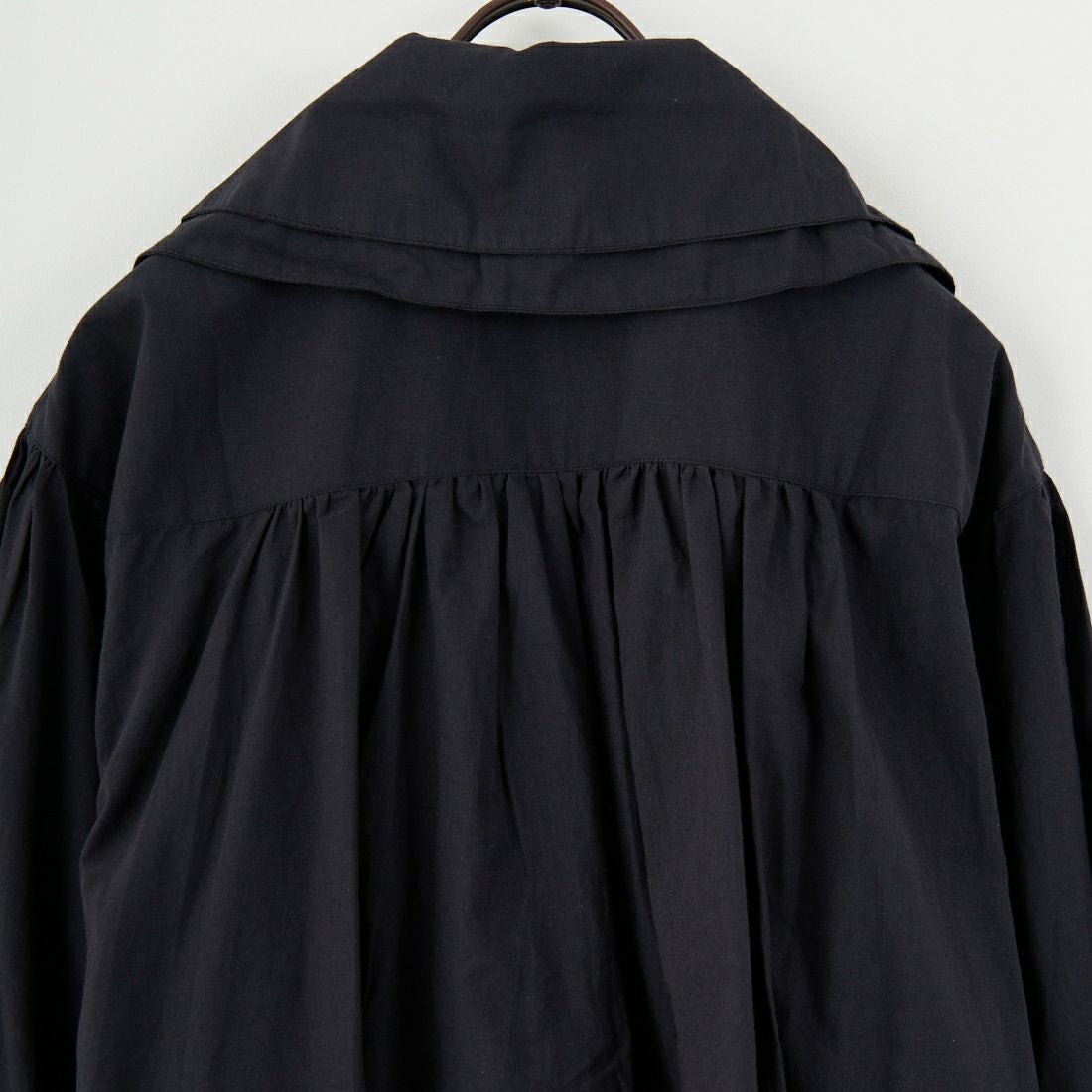 crinkle crinkle crinkle [クリンクル クリンクル クリンクル] ダブルカラーフリルブラウス [CC-4004] BLACK