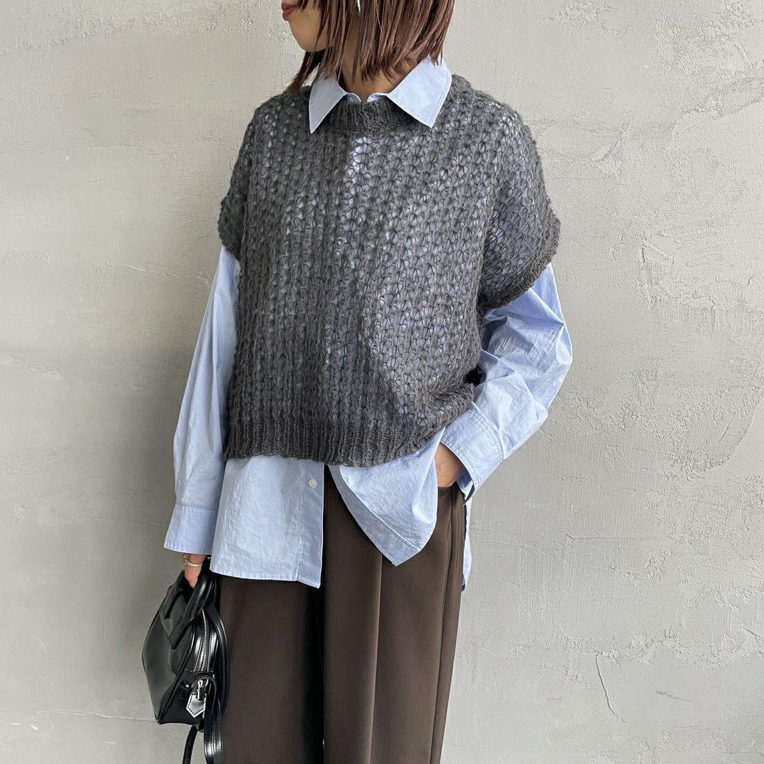 mizuiro ind [ミズイロインド] ヘアリーコクーンワイドベスト [3-220085] 92 D.GRAY &&モデル身長：159cm 着用サイズ：F&&