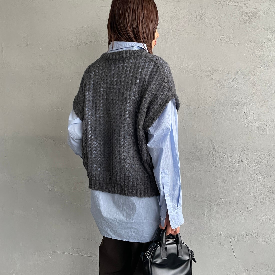 mizuiro ind [ミズイロインド] ヘアリーコクーンワイドベスト [3-220085] 92 D.GRAY &&モデル身長：159cm 着用サイズ：F&&