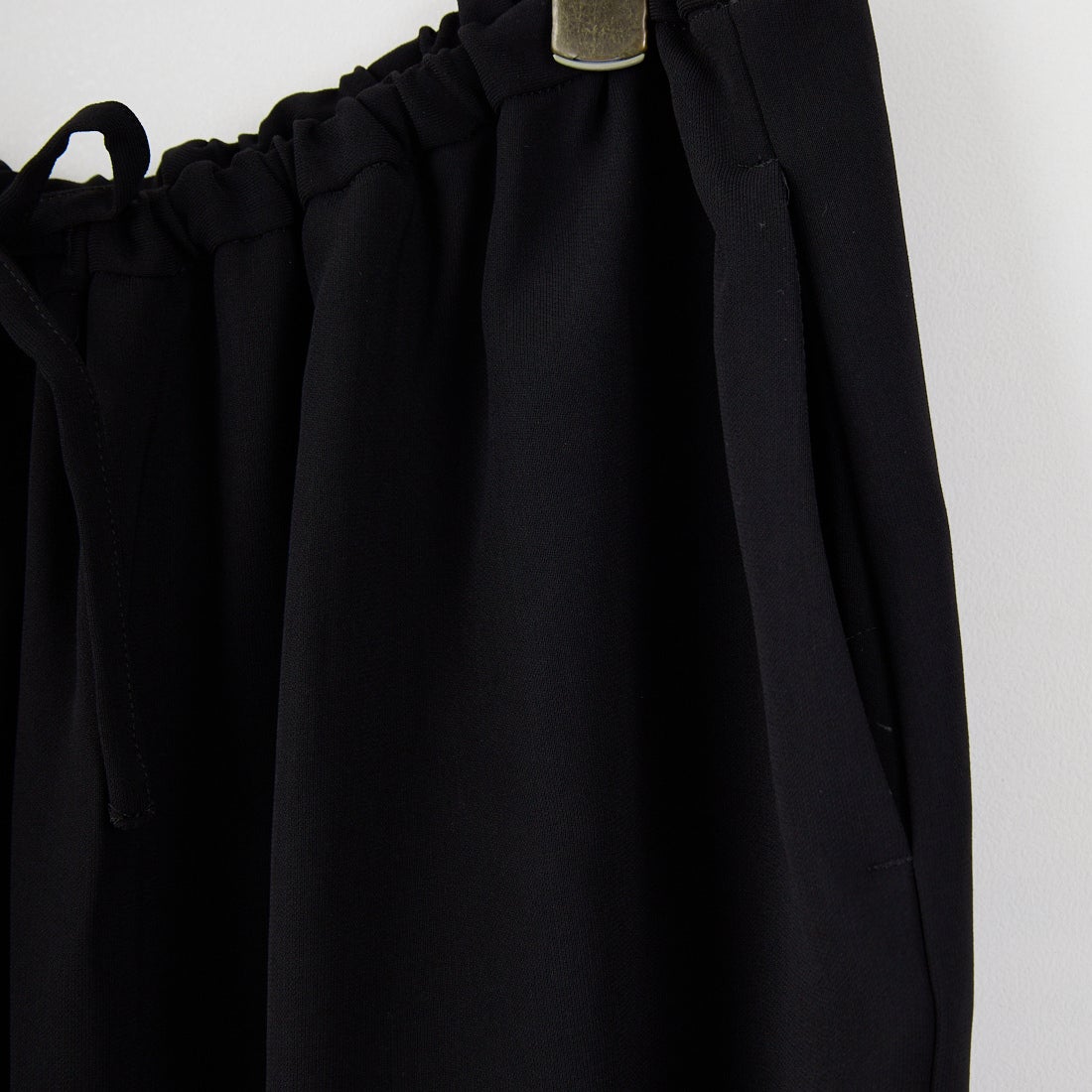 mizuiro ind [ミズイロインド] ドローストリングヘムパンツ [4-260062] 99 BLACK