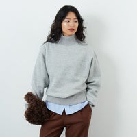 06 GRAY&&モデル身長：162cm 着用サイズ：F0&&