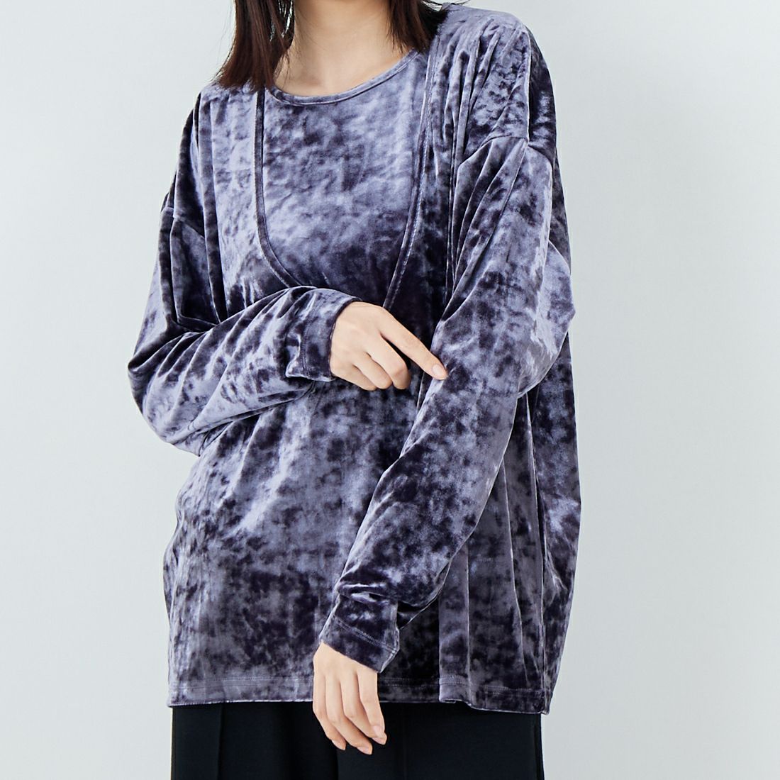 keena [キーナ] ベルベットセットトップス [SKJ-25050W] D.GRAY &&モデル身長：162cm 着用サイズ：F&&