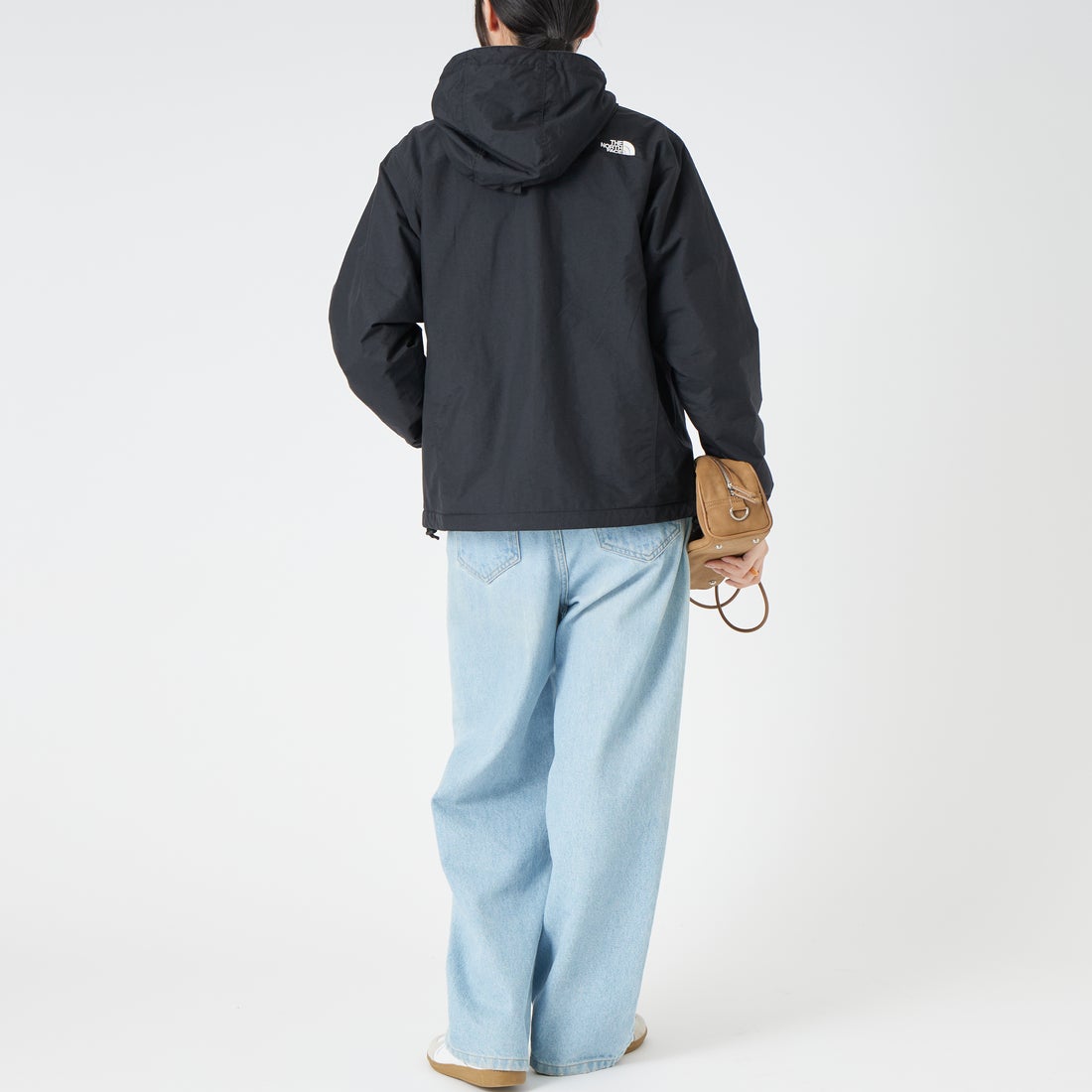 THE NORTH FACE [ザ ノースフェイス] コンパクトノマドジャケット [NPW72531] K &&モデル身長：162cm 着用サイズ：M&&