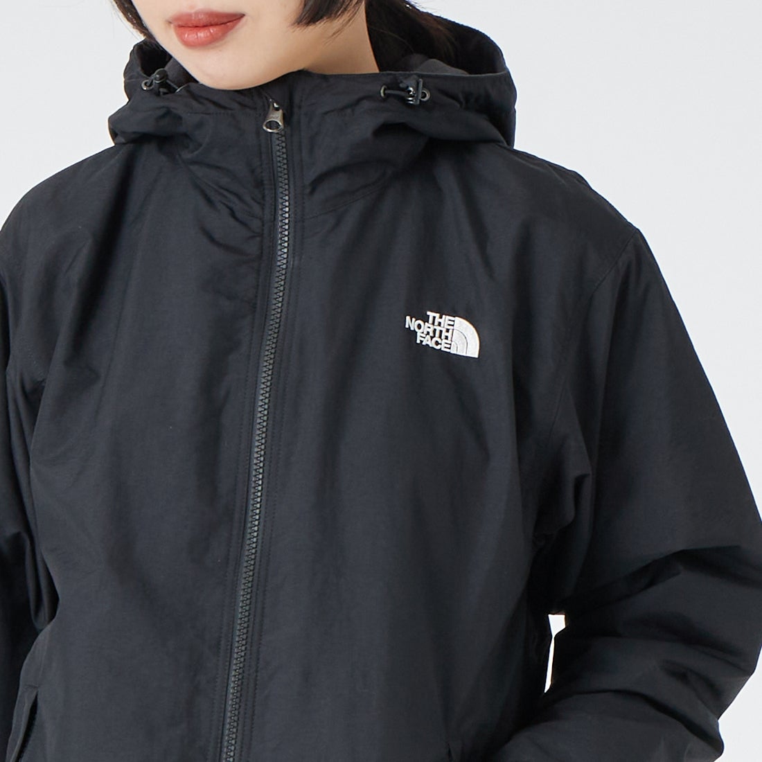 THE NORTH FACE [ザ ノースフェイス] コンパクトノマドジャケット [NPW72531] K &&モデル身長：162cm 着用サイズ：M&&