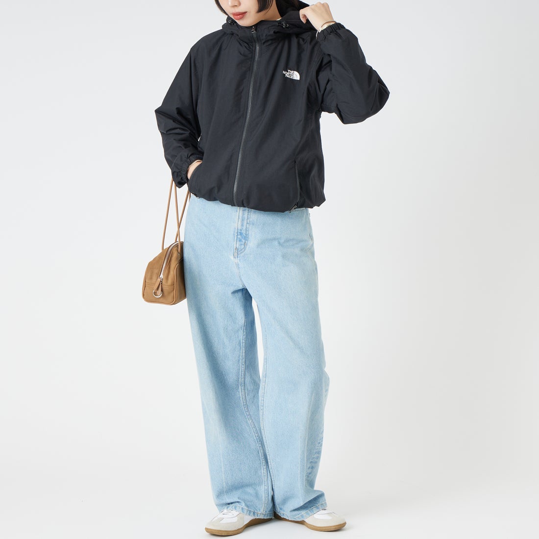 THE NORTH FACE [ザ ノースフェイス] コンパクトノマドジャケット [NPW72531] K &&モデル身長：162cm 着用サイズ：M&&