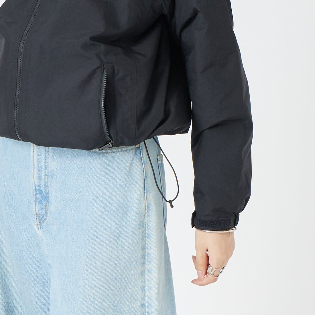 THE NORTH FACE [ザ ノースフェイス] コンパクトノマドジャケット [NPW72531] K &&モデル身長：162cm 着用サイズ：M&&