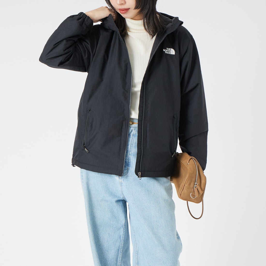 THE NORTH FACE [ザ ノースフェイス] コンパクトノマドジャケット [NPW72531] K &&モデル身長：162cm 着用サイズ：M&&